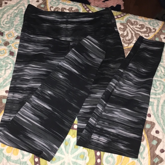 Workout leggings - Picture 1 of 2